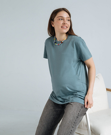 Oversized maternity and nursing t-shirt
