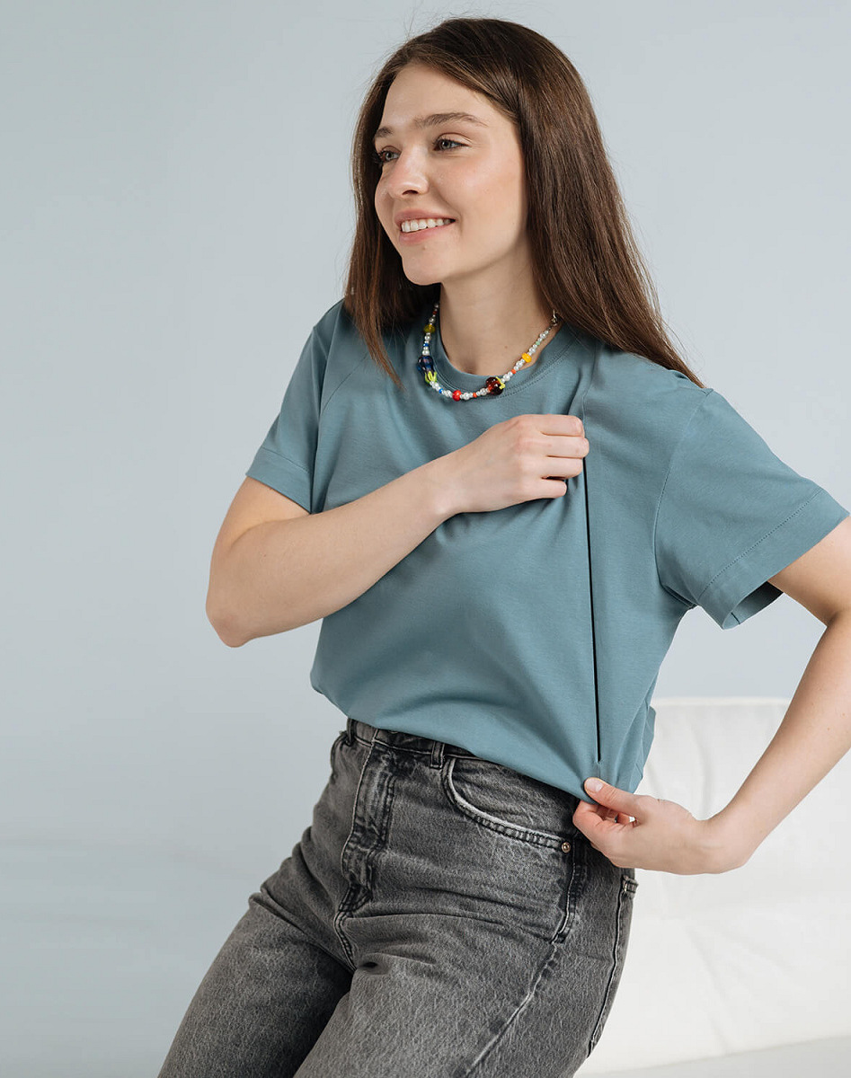 Oversized maternity and nursing t-shirt