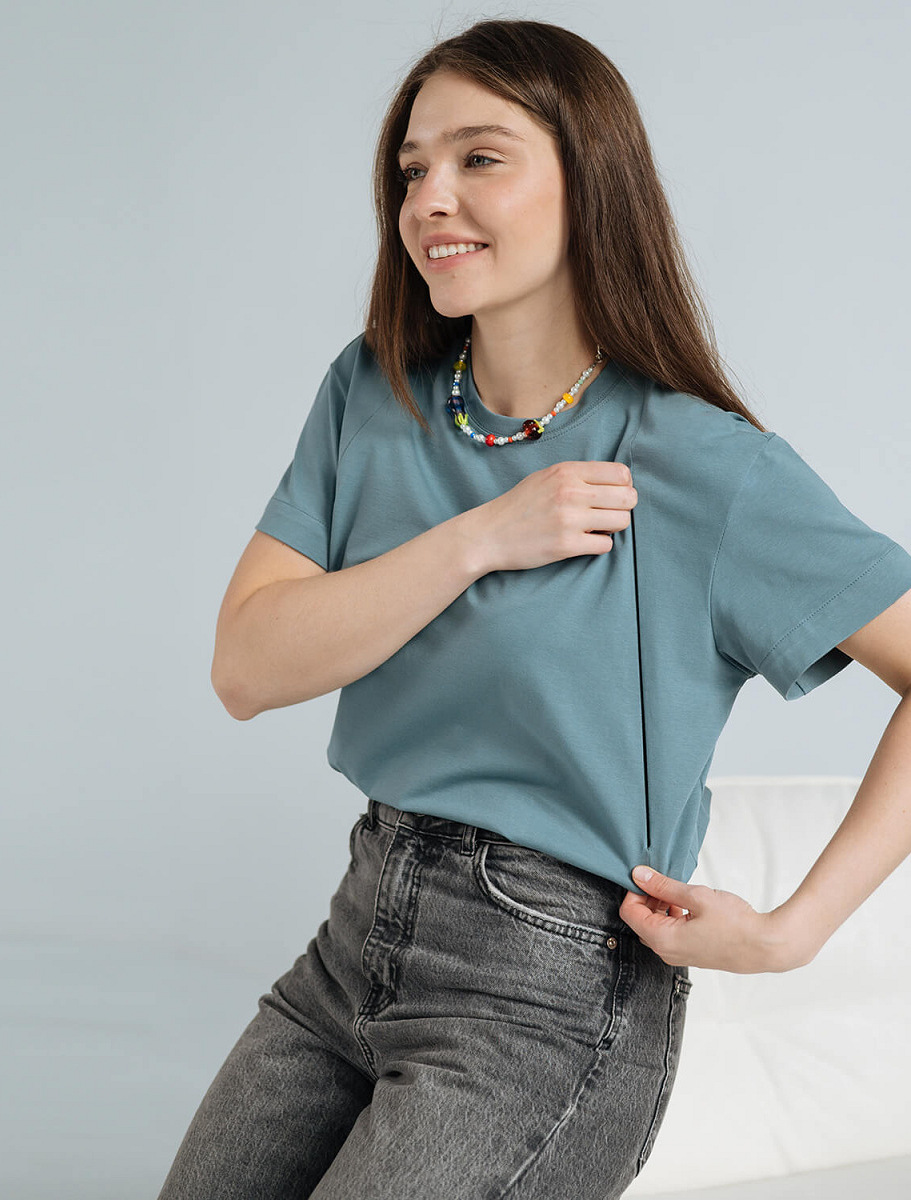 Oversized maternity and nursing t-shirt