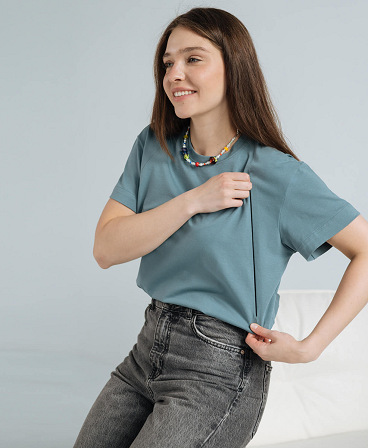 Oversized maternity and nursing t-shirt