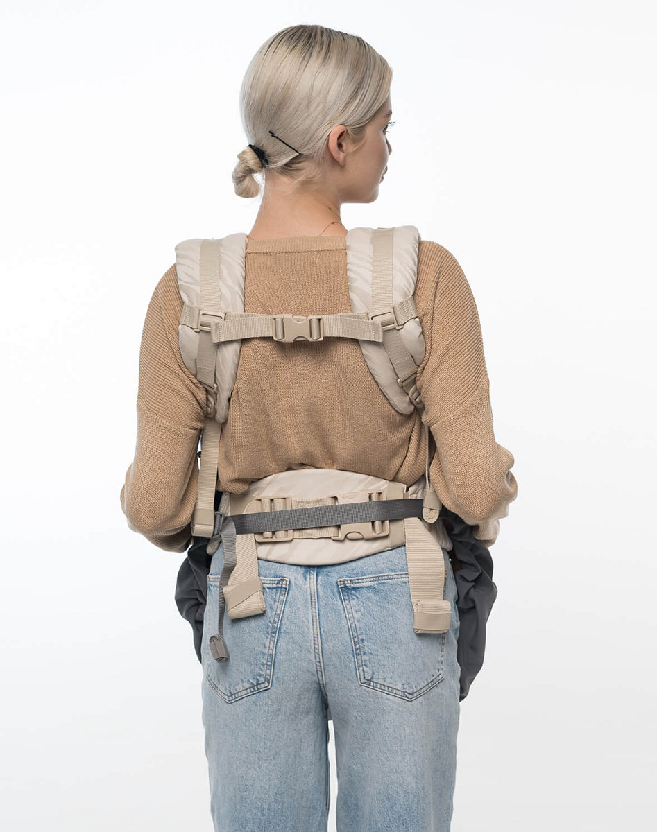 All-season Softshell babywearing cover
