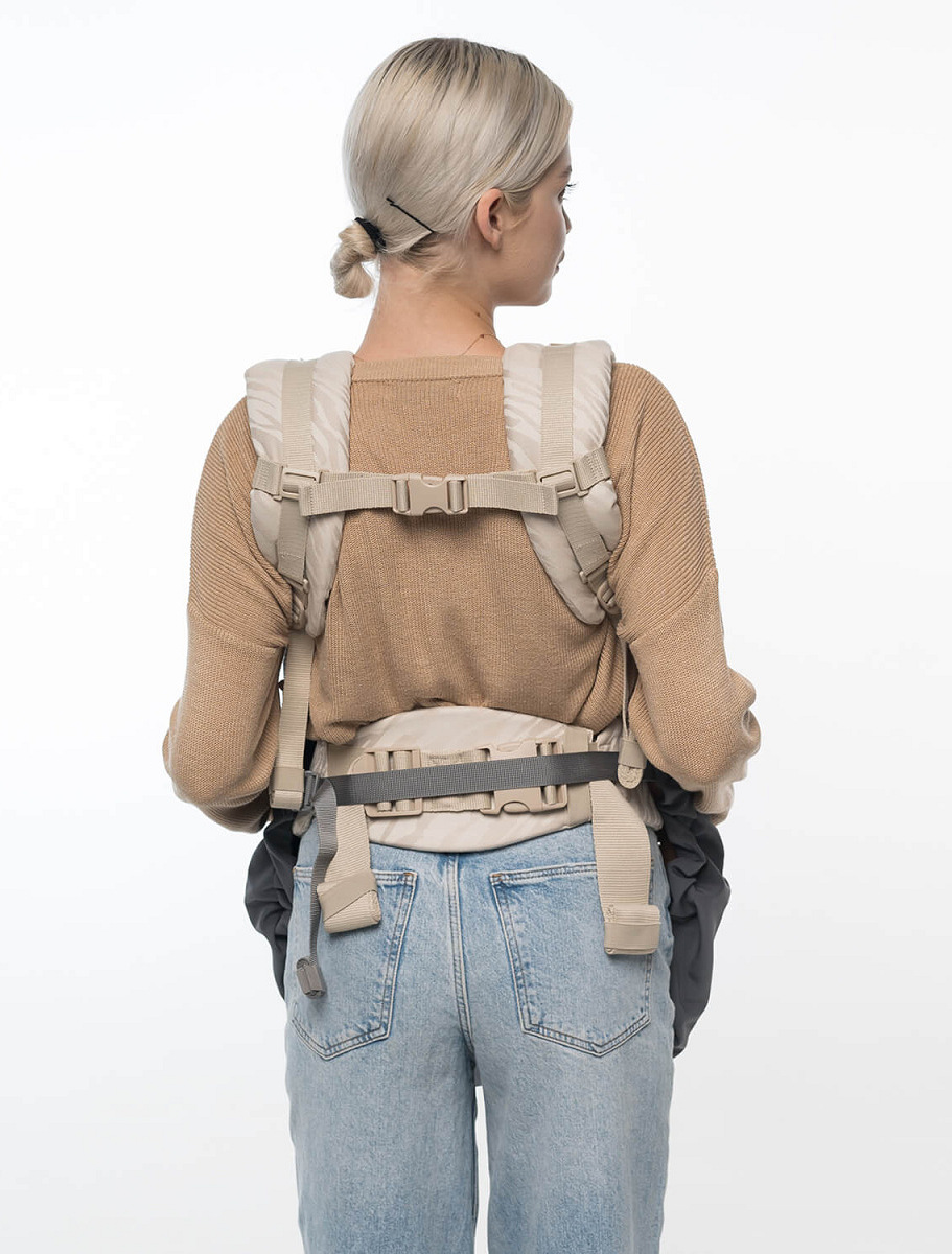 All-season Softshell babywearing cover