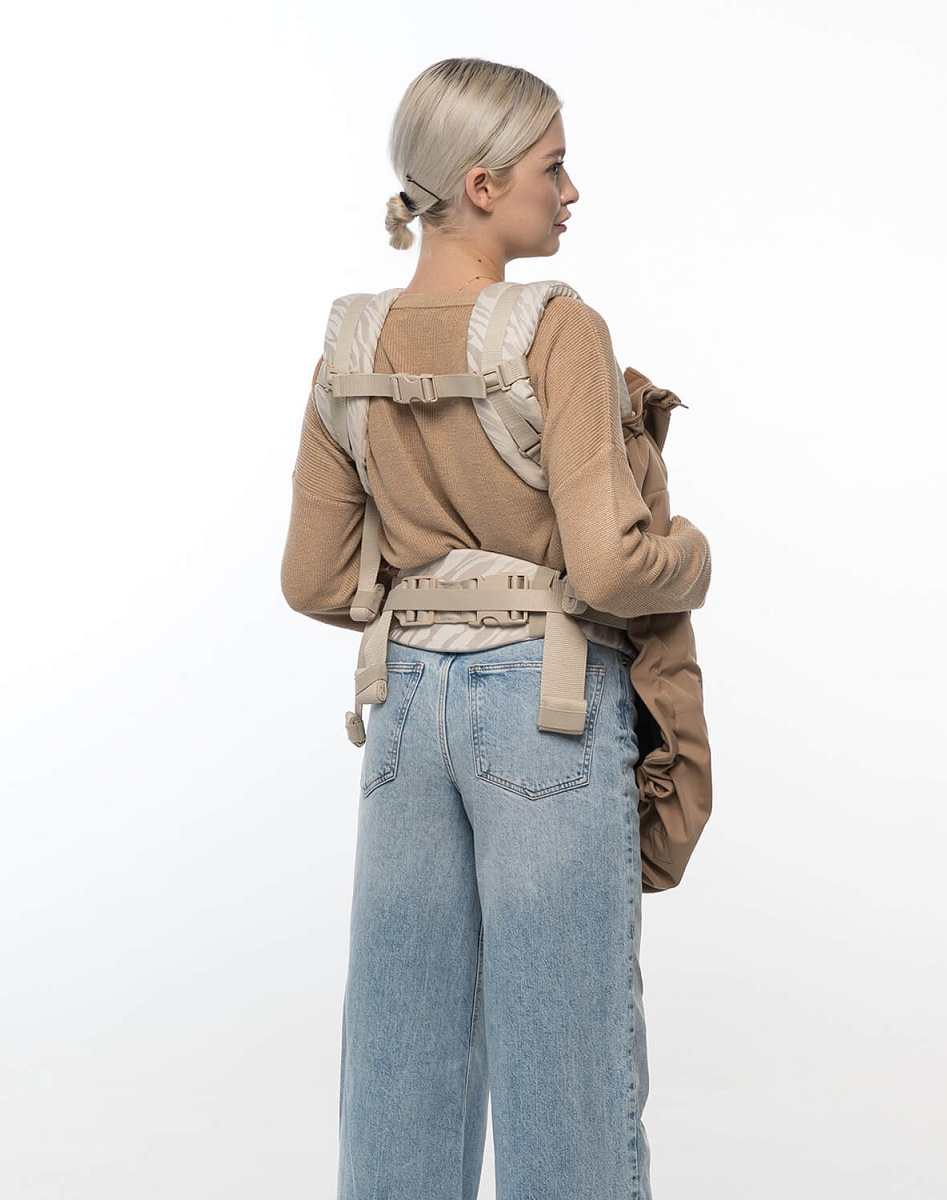 All-season Softshell babywearing cover