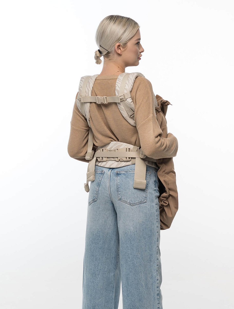 All-season Softshell babywearing cover