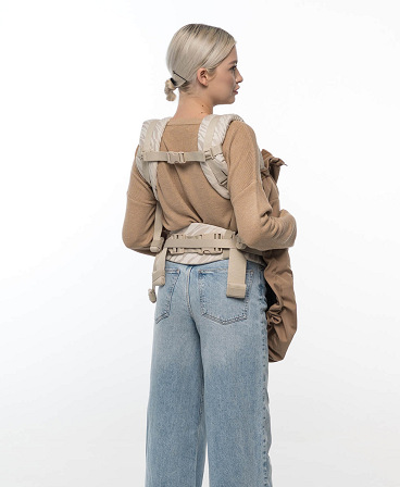 All-season Softshell babywearing cover