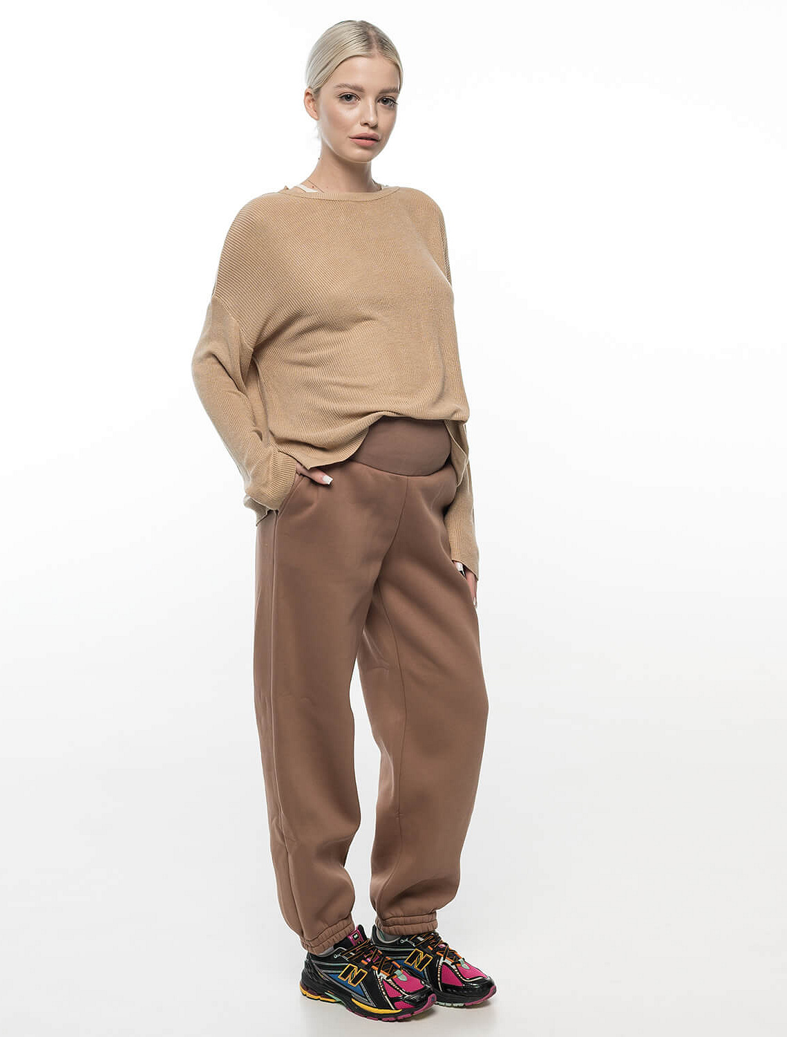 Fleece-lined maternity sweatpants
