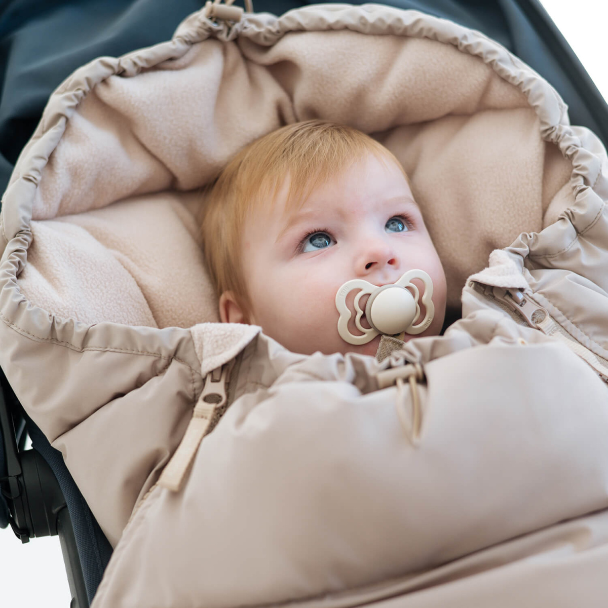 Universal winter footmuff Beige