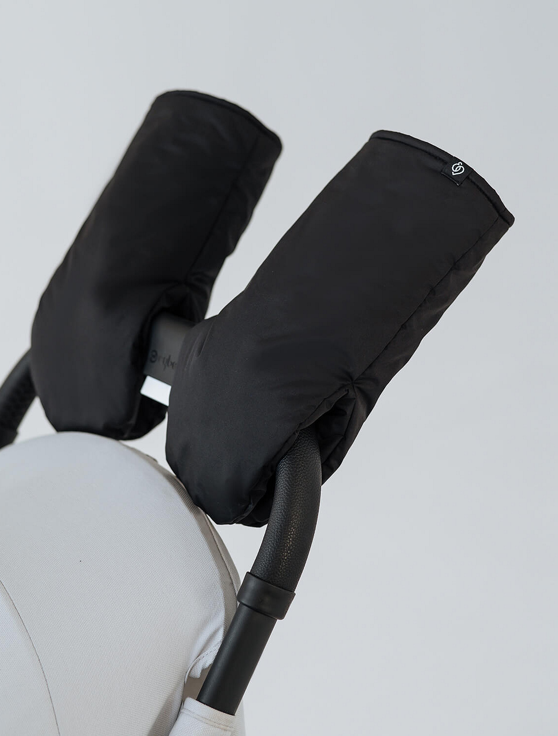 Stroller hand muff