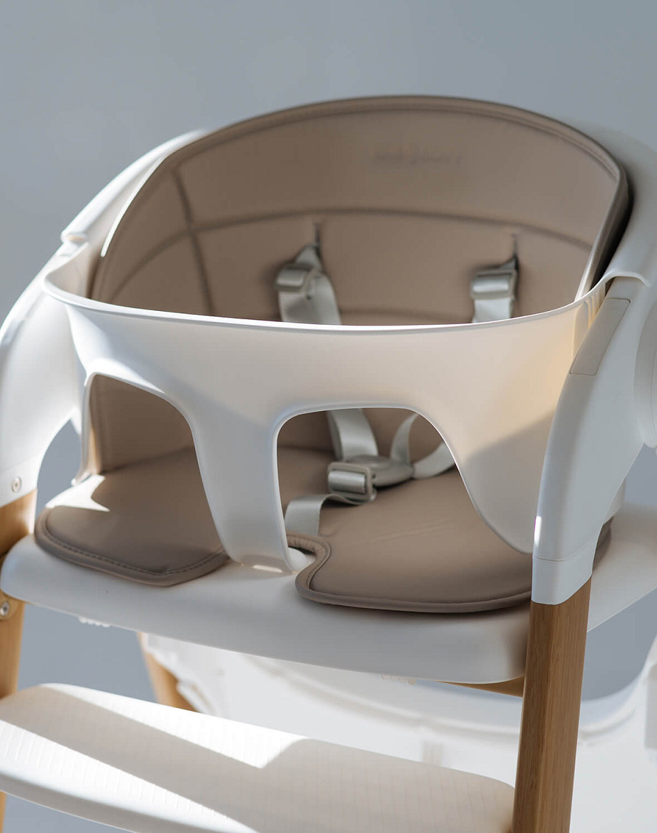 3-in-1 highchair Flex by Love & Carry® - White