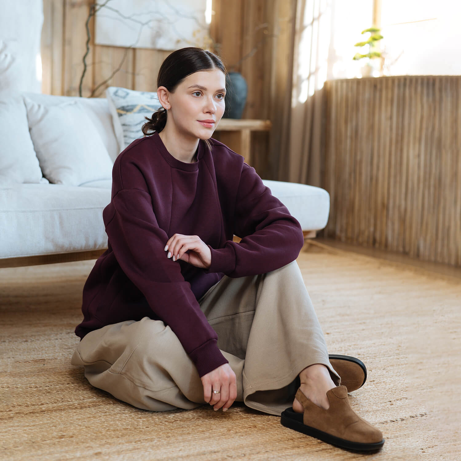 Warm maternity & nursing oversize sweatshirt Marsala