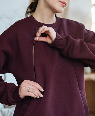 Warm maternity & nursing oversize sweatshirt