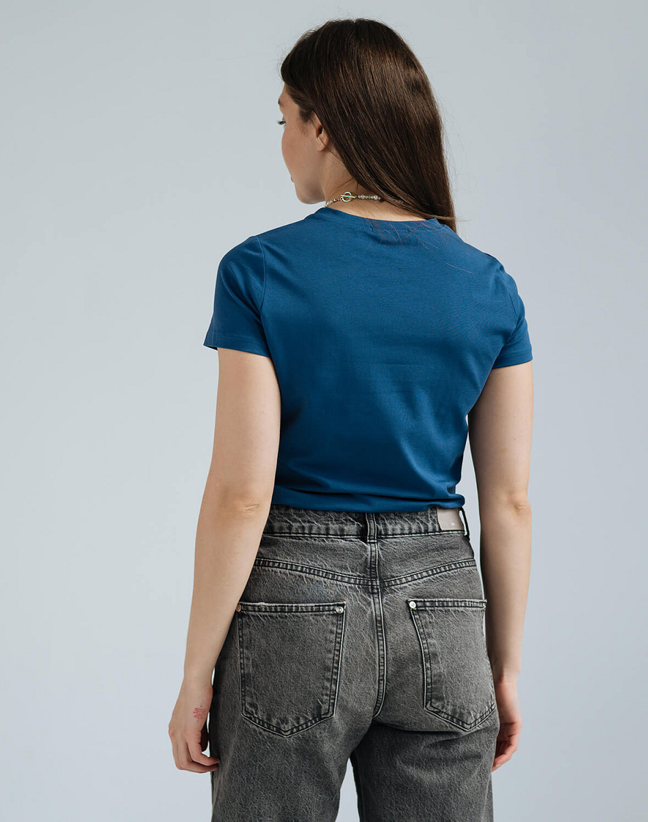 Straight fit maternity and nursing t-shirt
