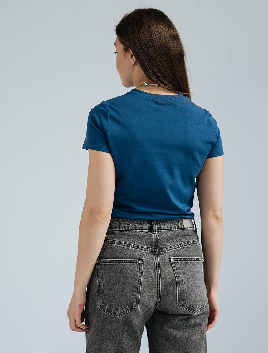 Straight fit maternity and nursing t-shirt