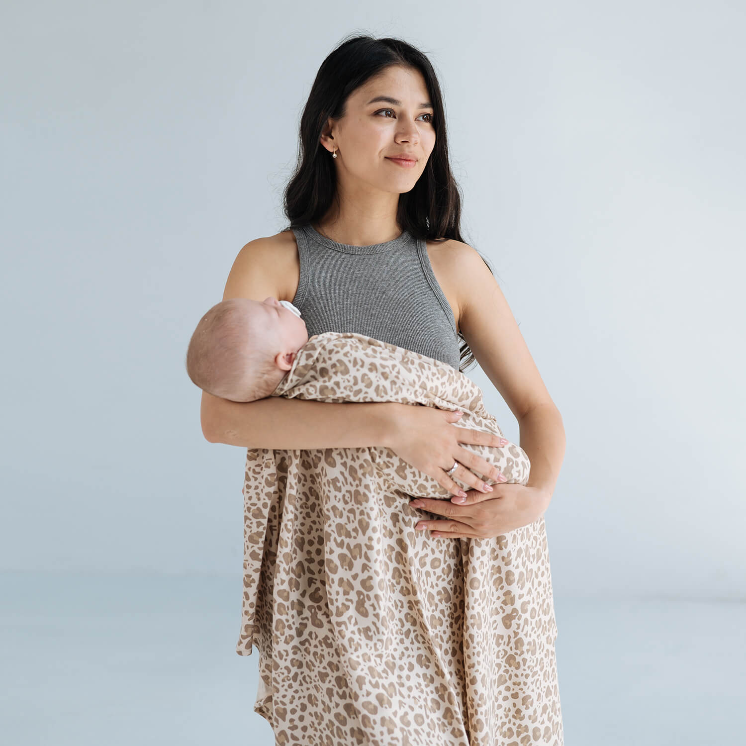 Stretchy swaddle blanket 110 x 90 cm Leo
