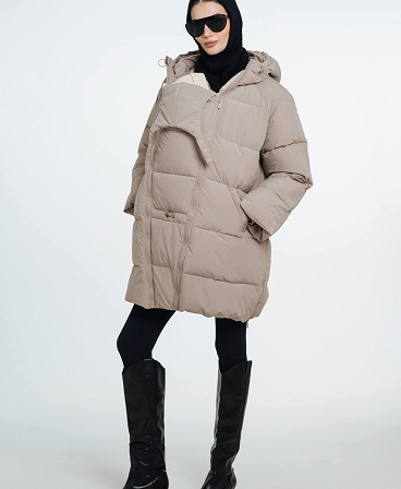 Love & Carry 3-in-1 beige winter maternity and babywearing jacket