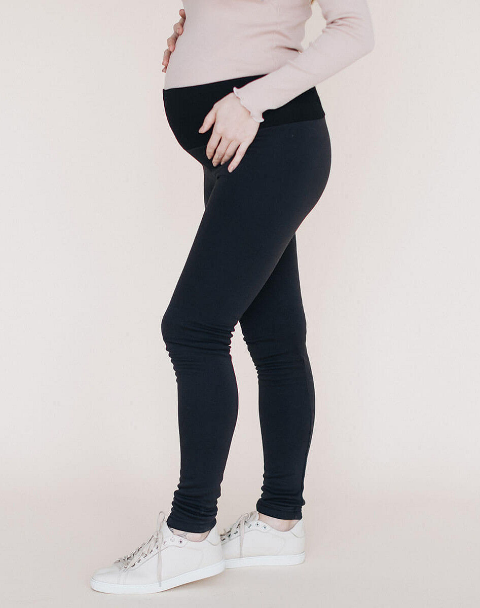 Warm maternity and postpartum leggings