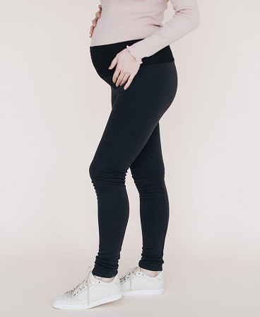 Warm maternity and postpartum leggings