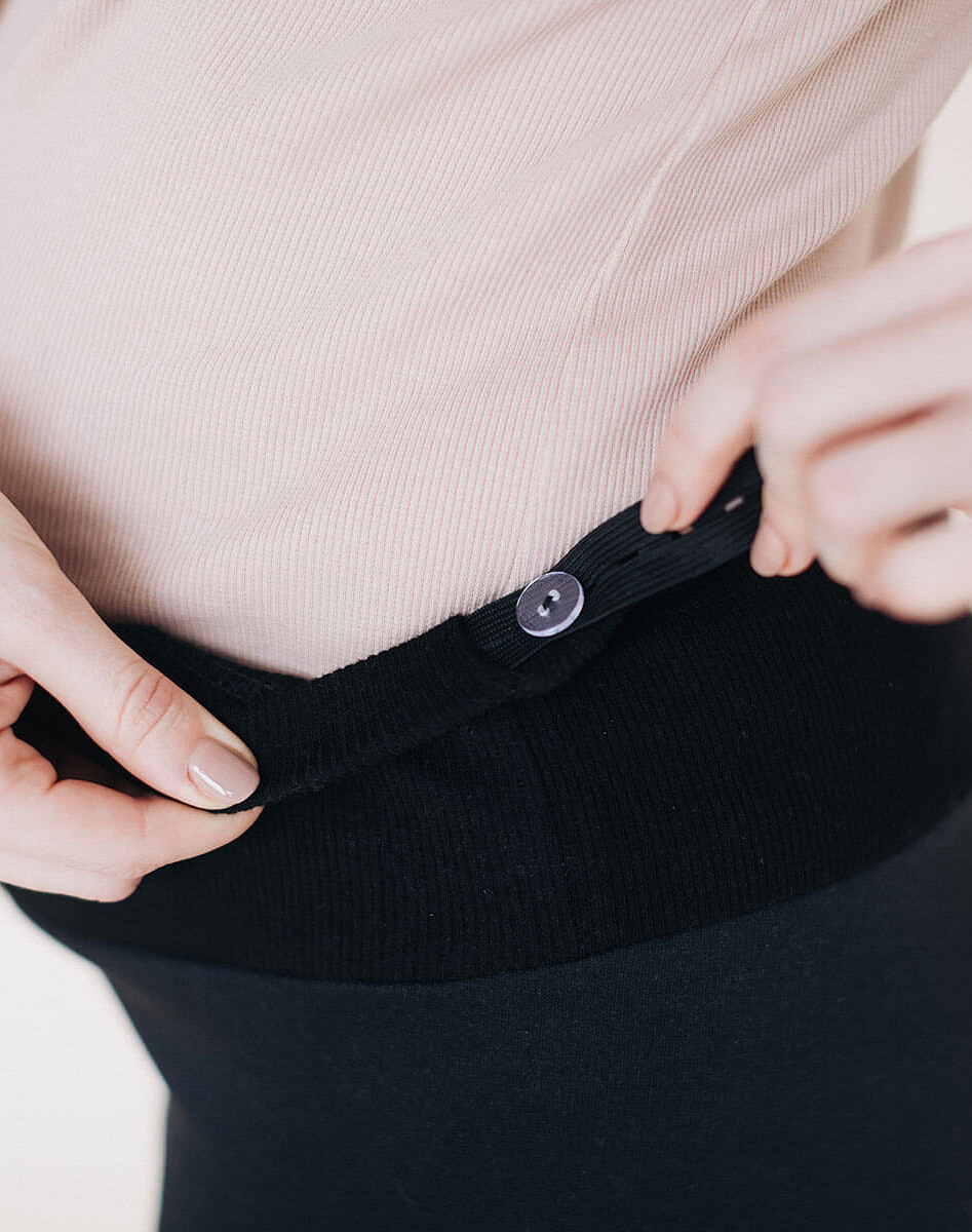 Warm maternity and postpartum leggings