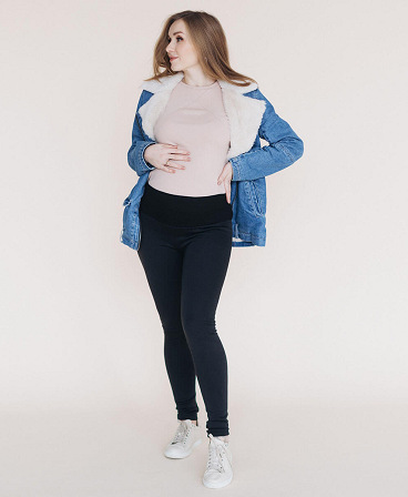 Warm maternity and postpartum leggings