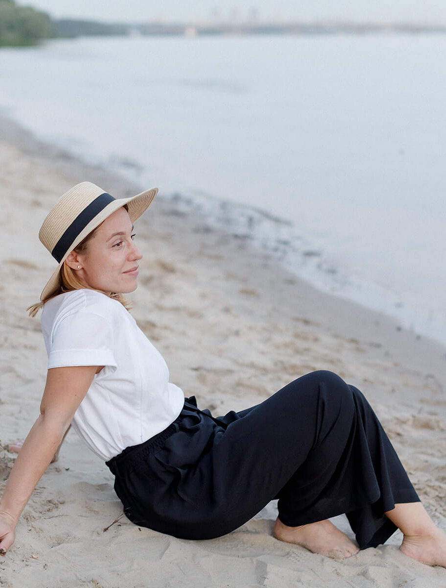 Lightweight maternity culottes