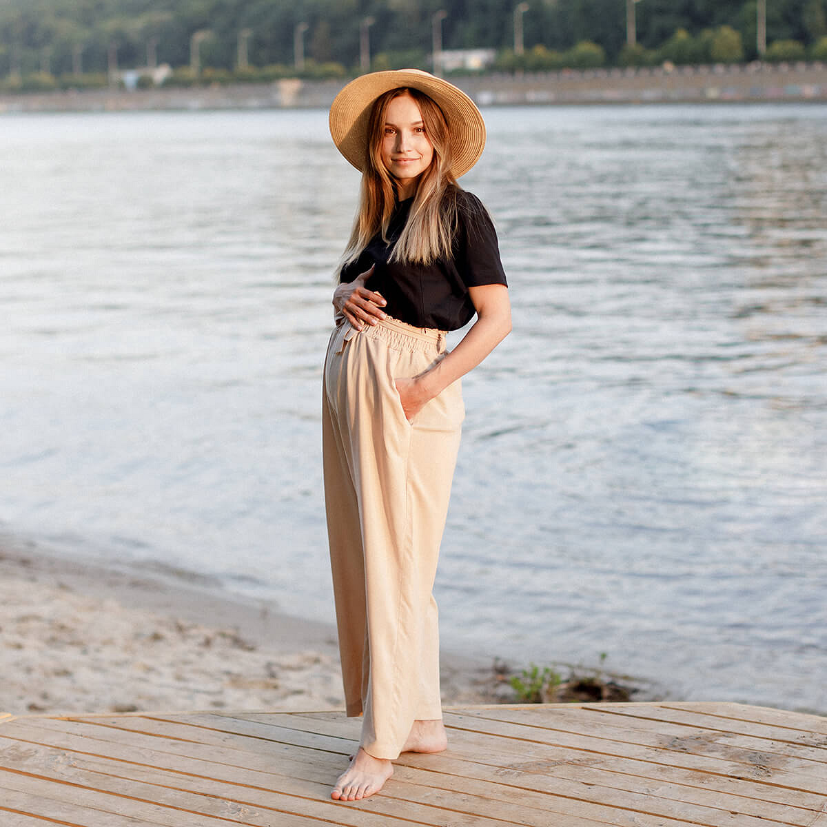 Lightweight maternity culottes