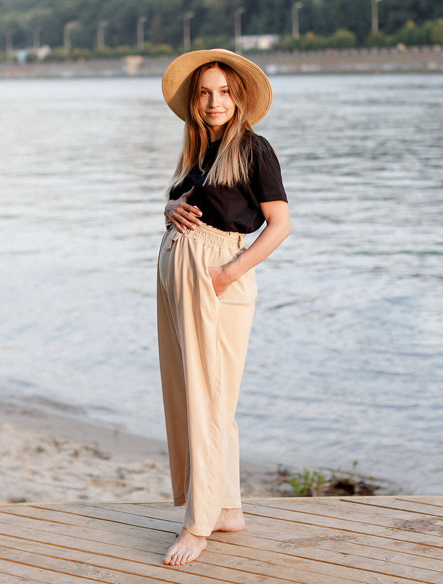 Lightweight maternity culottes