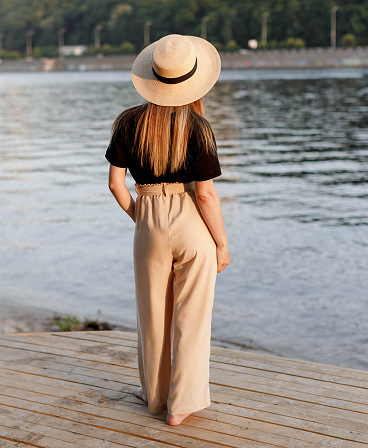 Lightweight maternity culottes