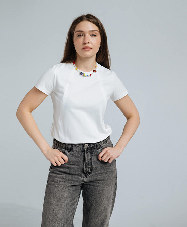 Straight fit maternity and nursing t-shirt