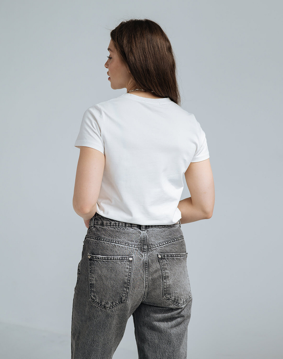 Straight fit maternity and nursing t-shirt