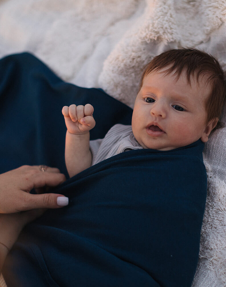 Stretchy swaddle blanket 110 x 90 cm