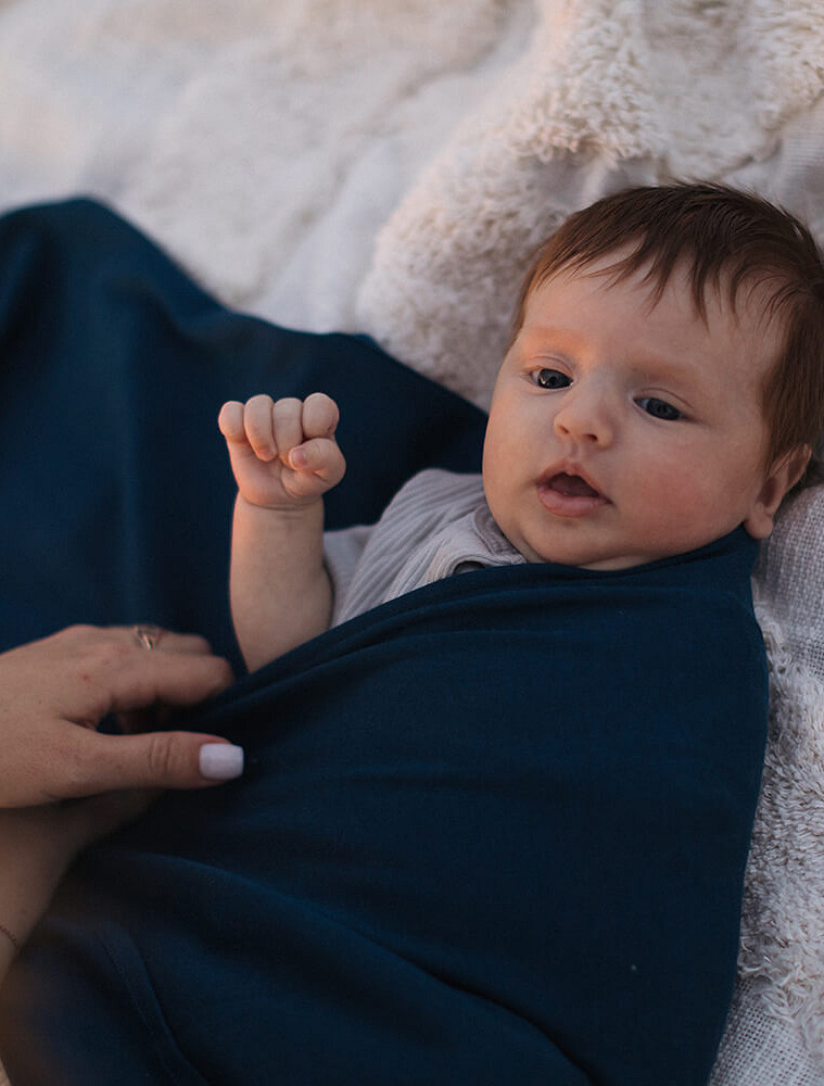 Stretchy swaddle blanket 110 x 90 cm